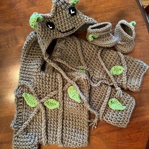 Baby Groot costume